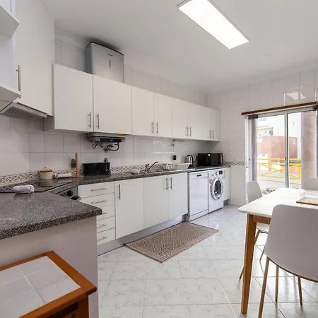 B102 - Sol Sol * Lagos