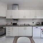 B102 - Sol Sol Apartment *