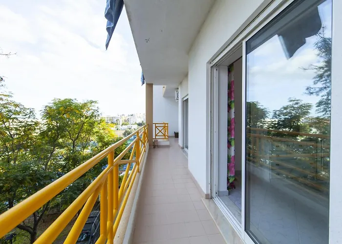 B102 - Sol Sol アパート