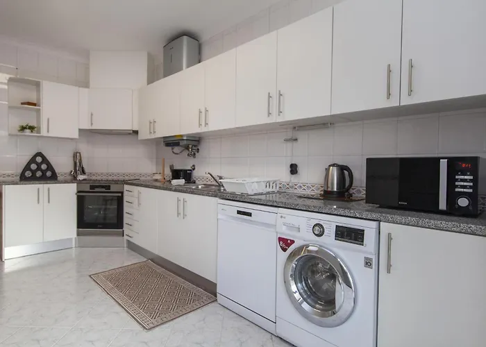 B102 - Sol Sol アパート ラゴス